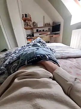 Vivi131p online show from 04.22.26