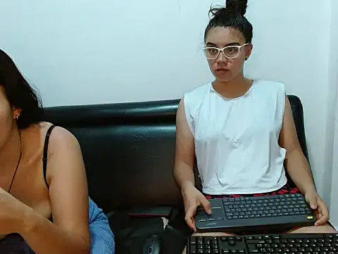 Arieeel 09 online show from 11.07.25