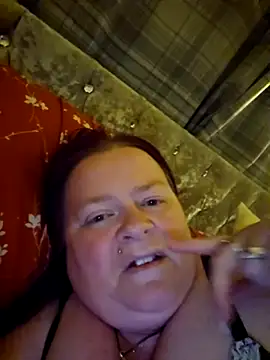 Stripmummydaddy19 online show from 09.20.25