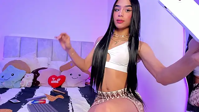 Baby Steff online show from 10.20.25