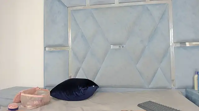 daizasm online show from 12.17.25