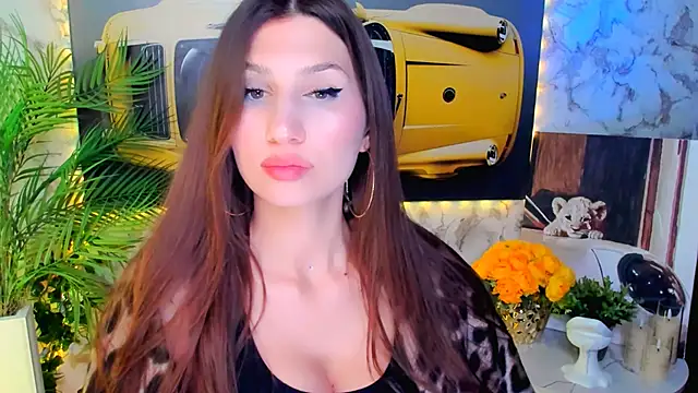 Mollyinyourmind online show from 11.05.25