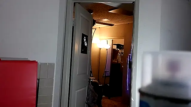 Snapshot of Triggerhappycj100 chatting on 02.18.26 Triggerhappycj100 online show from 02.18.26