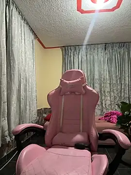 laure torres online show from 10.30.25