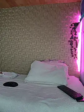 Amber-08 online show from 10.17.25