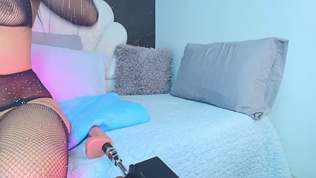 Roxana gomez online show from 04.17.26