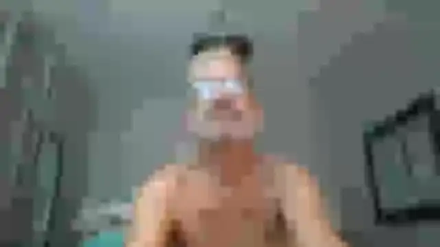 Snapshot of FoxnMouse chatting on 10.25.25 FoxnMouse online show from 10.25.25