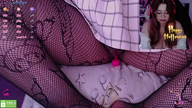 Pink girl0n online show from 10.20.25