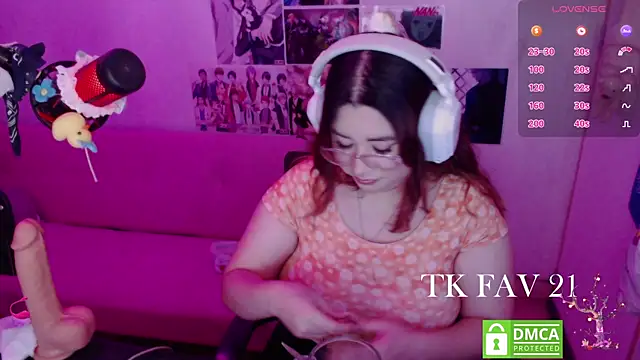 Pink girl0n online show from 05.31.26