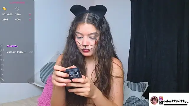 Snapshot of celestte_evans_1 chatting on 10.29.25 celestte evans 1 online show from 10.29.25