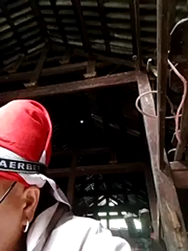 Snapshot of Mamapm20 chatting on 10.28.25 Mamapm20 online show from 10.28.25