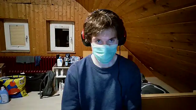 Snapshot of Imagerysin23 chatting on 12.16.25 Imagerysin23 online show from 12.16.25