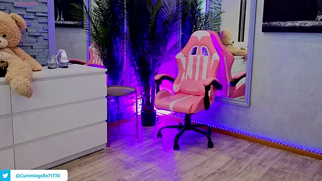 Snapshot of Reina_Cummings chatting on 02.21.26 Reina Cummings online show from 02.21.26