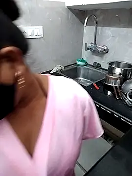 sommyfor123 online show from 11.14.25