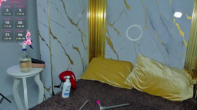 megann  up online show from 10.06.25