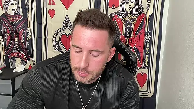 Snapshot of brettmycles28 chatting on 11.14.25 brettmycles28 online show from 11.14.25