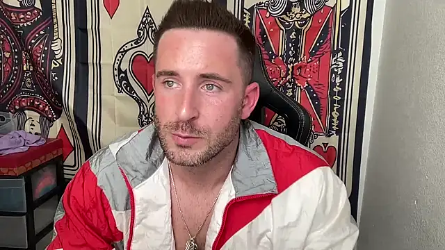 Snapshot of brettmycles28 chatting on 11.19.25 brettmycles28 online show from 11.19.25