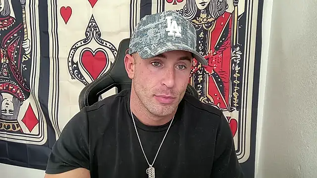 Snapshot of brettmycles28 chatting on 11.29.25 brettmycles28 online show from 11.29.25