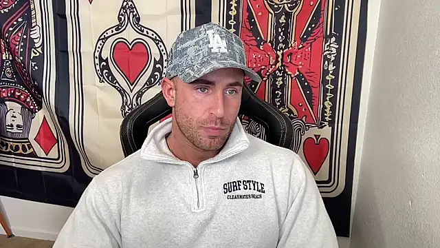 Snapshot of brettmycles28 chatting on 12.01.25 brettmycles28 online show from 12.01.25