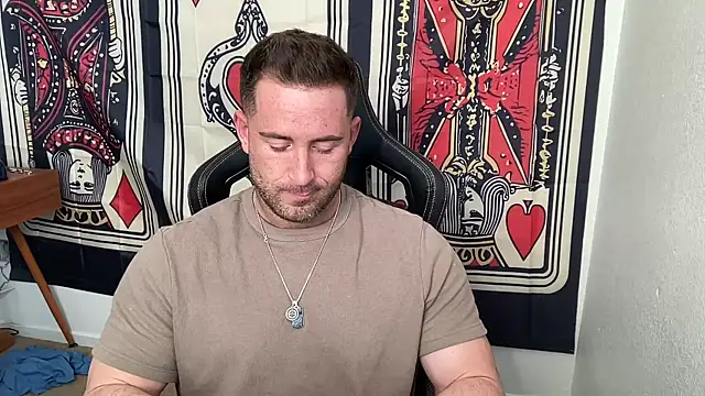 brettmycles28 online show from 12.21.25