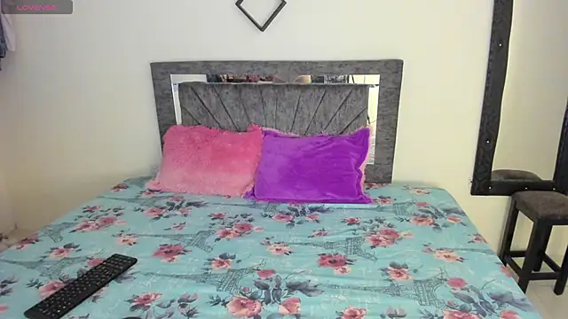 Laurasofia01 online show from 11.07.25