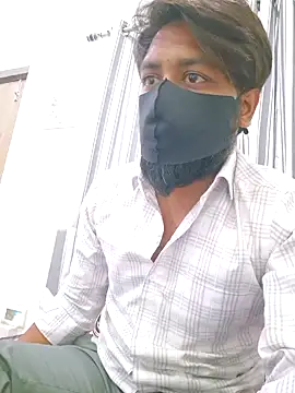 Snapshot of autophile-indian chatting on 05.25.26 autophile-indian online show from 05.25.26