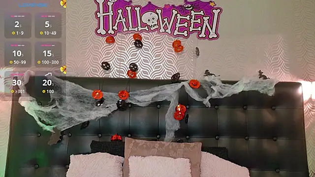 Sharonevanss  online show from 10.20.25