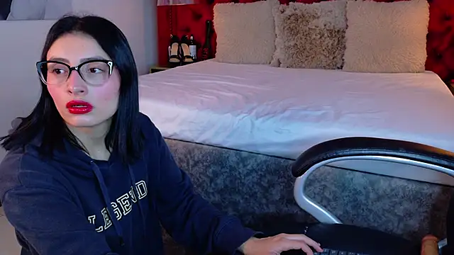 ZaraGold online show from 12.22.25