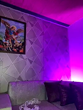 Snapshot of Alisse_taylor2 chatting on 11.08.25 Alisse taylor2 online show from 11.08.25