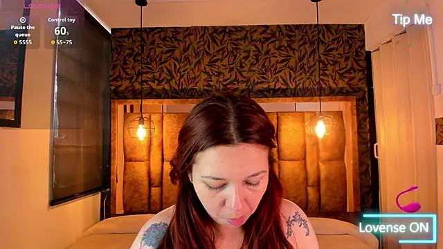 Isa Thompson   online show from 10.30.25