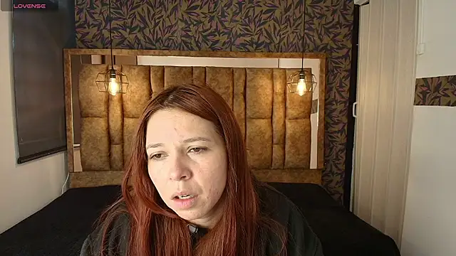 Isa Thompson   online show from 02.25.26