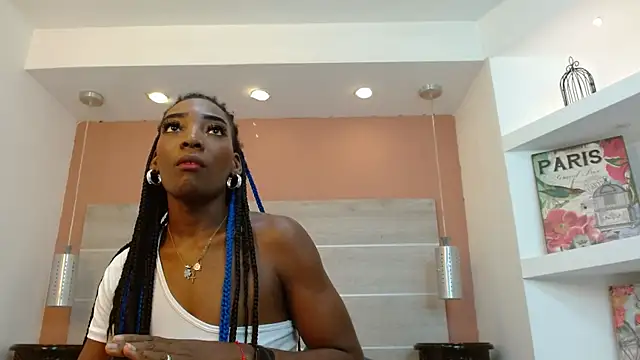 Snapshot of AlexandraCambell chatting on 04.28.26 AlexandraCambell online show from 04.28.26