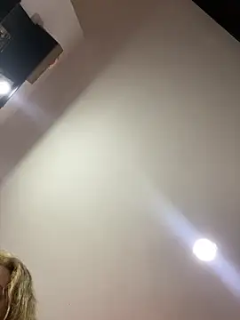 karla-thomsom10 online show from 02.06.26