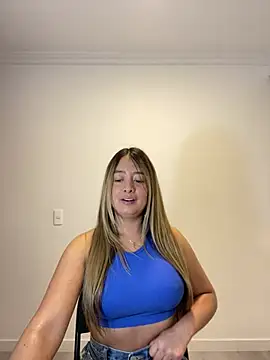 Zara Ross online show from 04.11.26