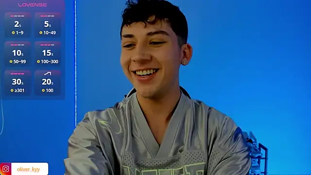 Snapshot of Casper___kyy chatting on 09.17.25 Casper kyy online show from 09.17.25