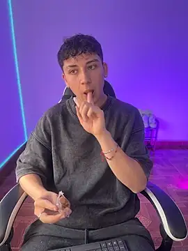 Casper   kyy online show from 11.28.25