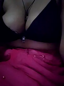 Snapshot of kajal_td chatting on 10.30.25 kajal td online show from 10.30.25