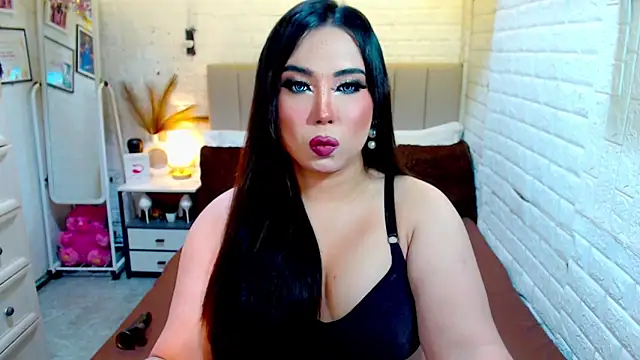 selfsucker ayabells online show from 09.12.25