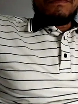 Snapshot of Bosssweet22cm chatting on 02.14.26 Bosssweet22cm online show from 02.14.26