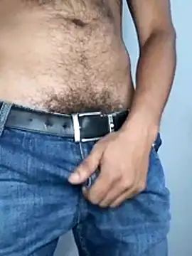 Snapshot of Bosssweet22cm chatting on 02.20.26 Bosssweet22cm online show from 02.20.26