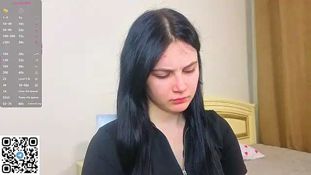 EnricaElis online show from 04.19.26