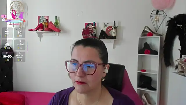 Snapshot of D_Martii chatting on 09.16.25 D Martii online show from 09.16.25