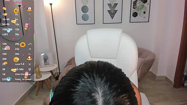 Beverly johnson online show from 10.17.25