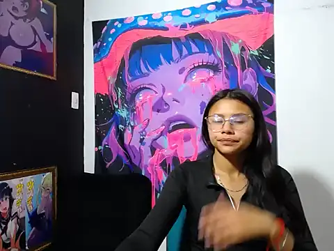 SofieLove 01 online show from 11.12.25