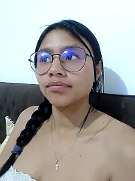 SofieLove 01 online show from 03.21.26