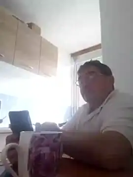 ColaredCuck55 online show from 11.12.25