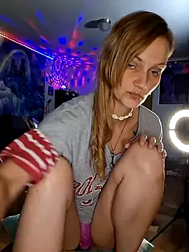 Snapshot of PeachyAriel chatting on 06.04.26 PeachyAriel online show from 06.04.26