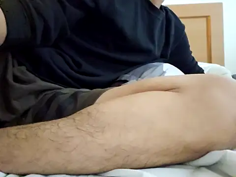 Snapshot of boy69horny chatting on 10.12.25 boy69horny online show from 10.12.25