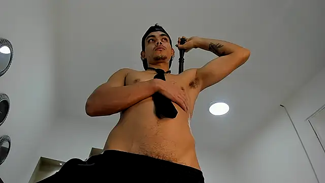 Snapshot of Tommy_kurtt chatting on 10.29.25 Tommy kurtt online show from 10.29.25