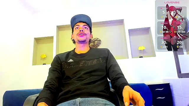 Snapshot of Tommy_kurtt chatting on 11.06.25 Tommy kurtt online show from 11.06.25